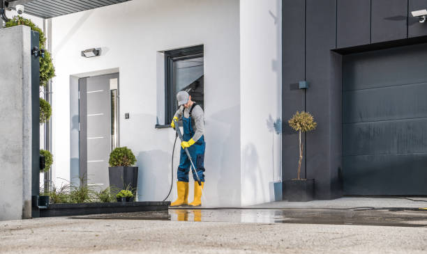 Post-Construction Pressure Washing in La Riviera, CA